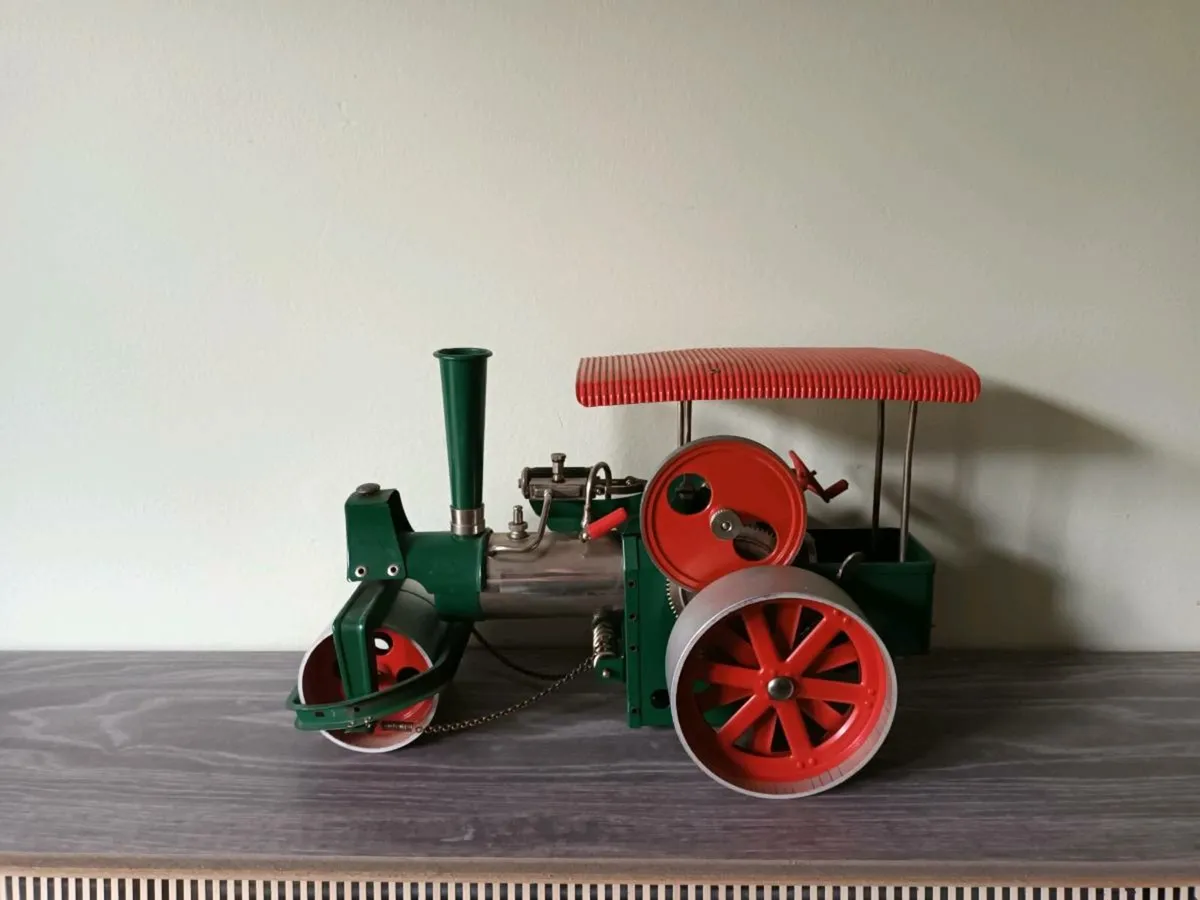 Live steam traction engine - Image 4
