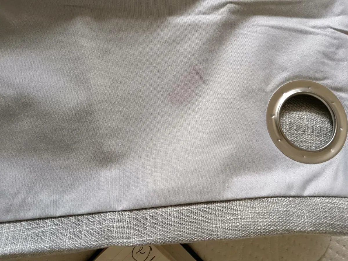 Curtains - Image 4
