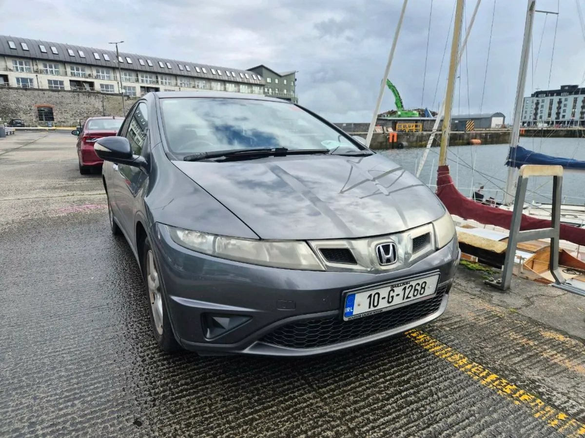 2010 Honda Civic - Image 2