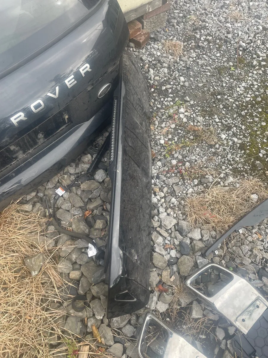Range Rover evoque 2012-2019 bootlip /pipes x2 - Image 3