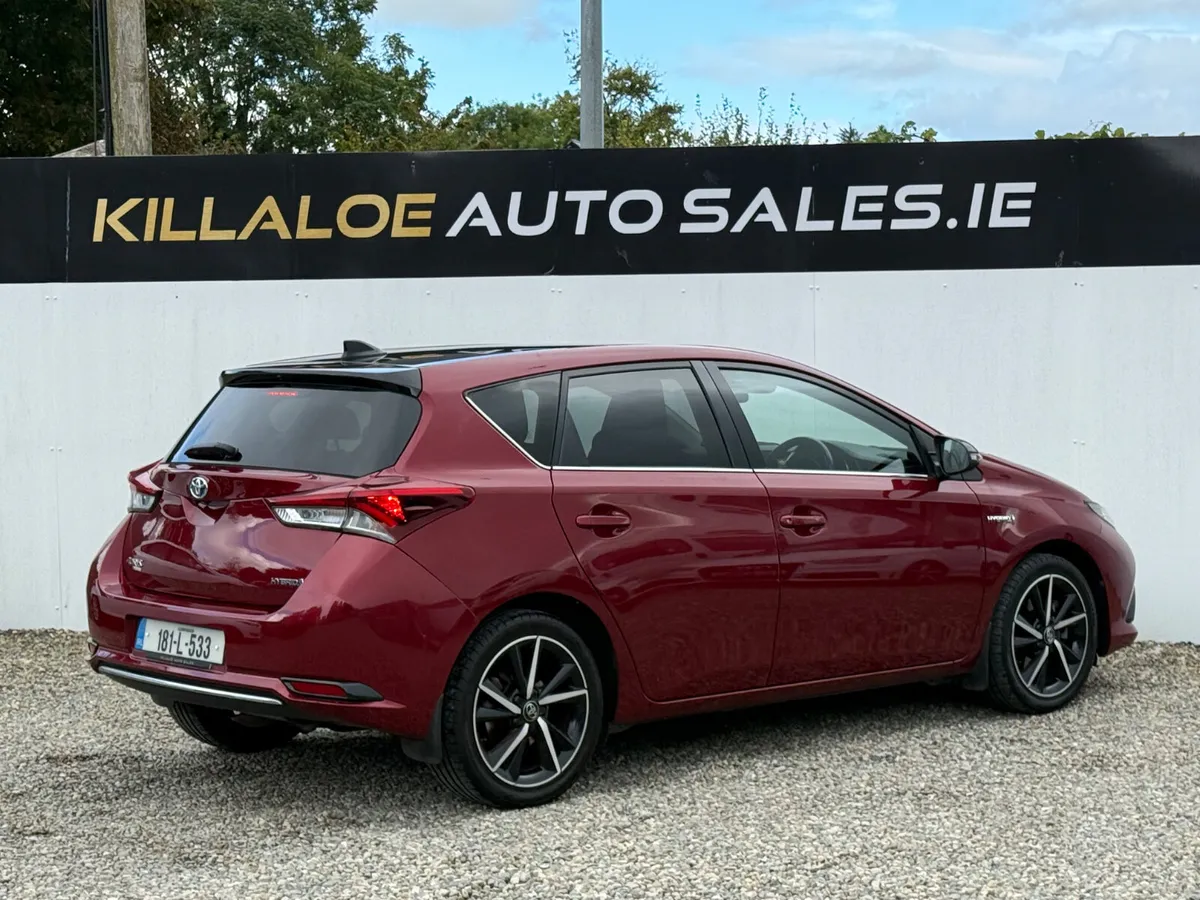 2018 Toyota Auris Hybrid Luna Sport 1.8 Auto - Image 4