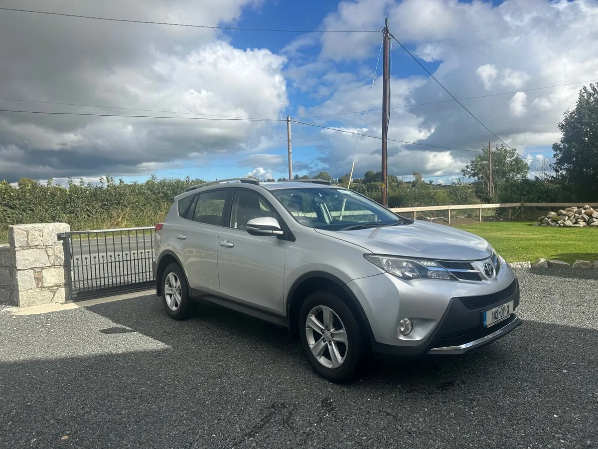 142 Toyota RAV4 - Image 2