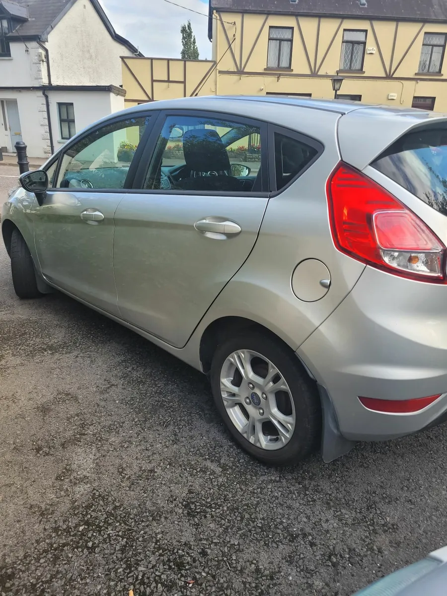 Ford Fiesta 2013  086 8134185 - Image 3