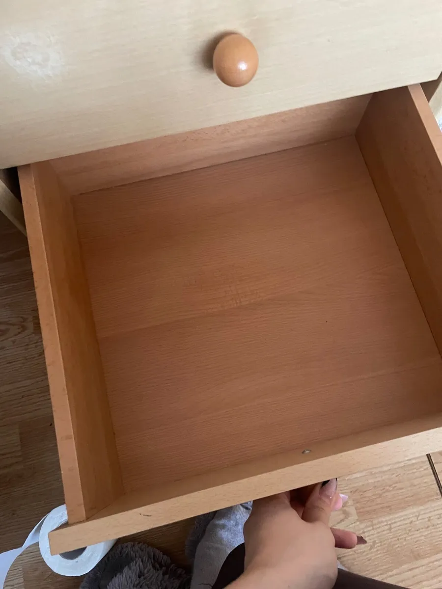 Study desk - Image 4