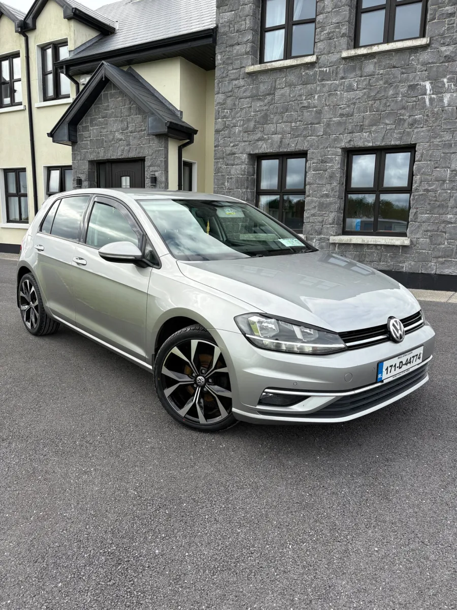 Volkswagen Golf 2017 - Image 1