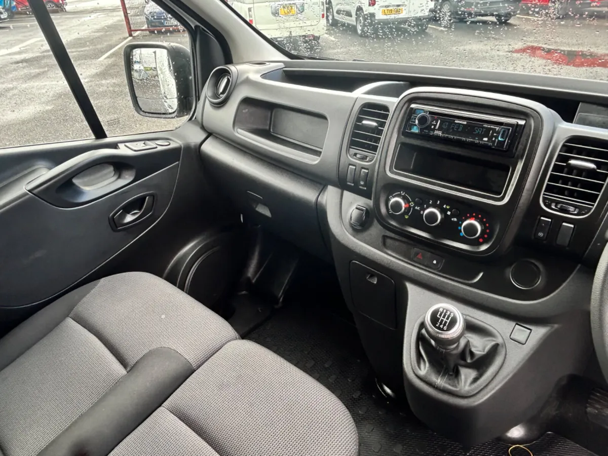 Renault Trafic 2021 - Image 3