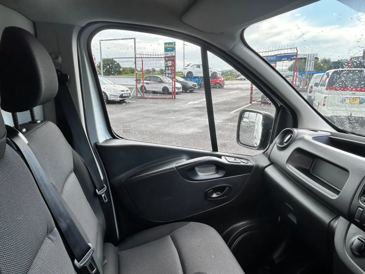 Renault Trafic 2021 - Image 4