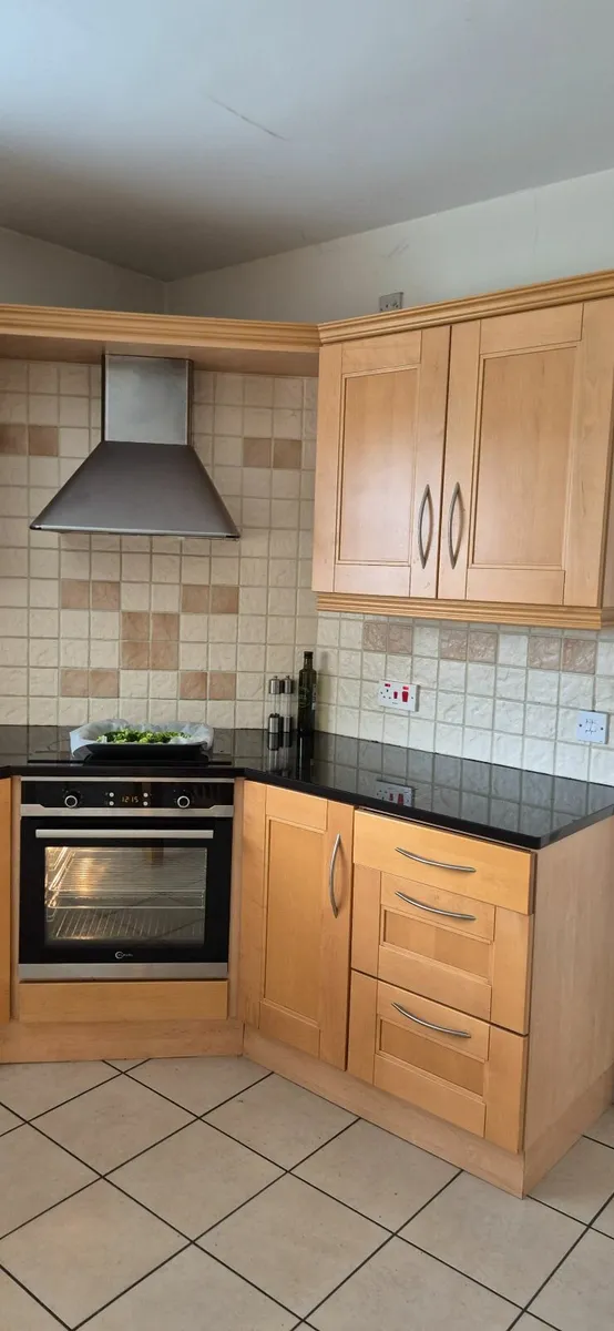Kitchen units - Image 2