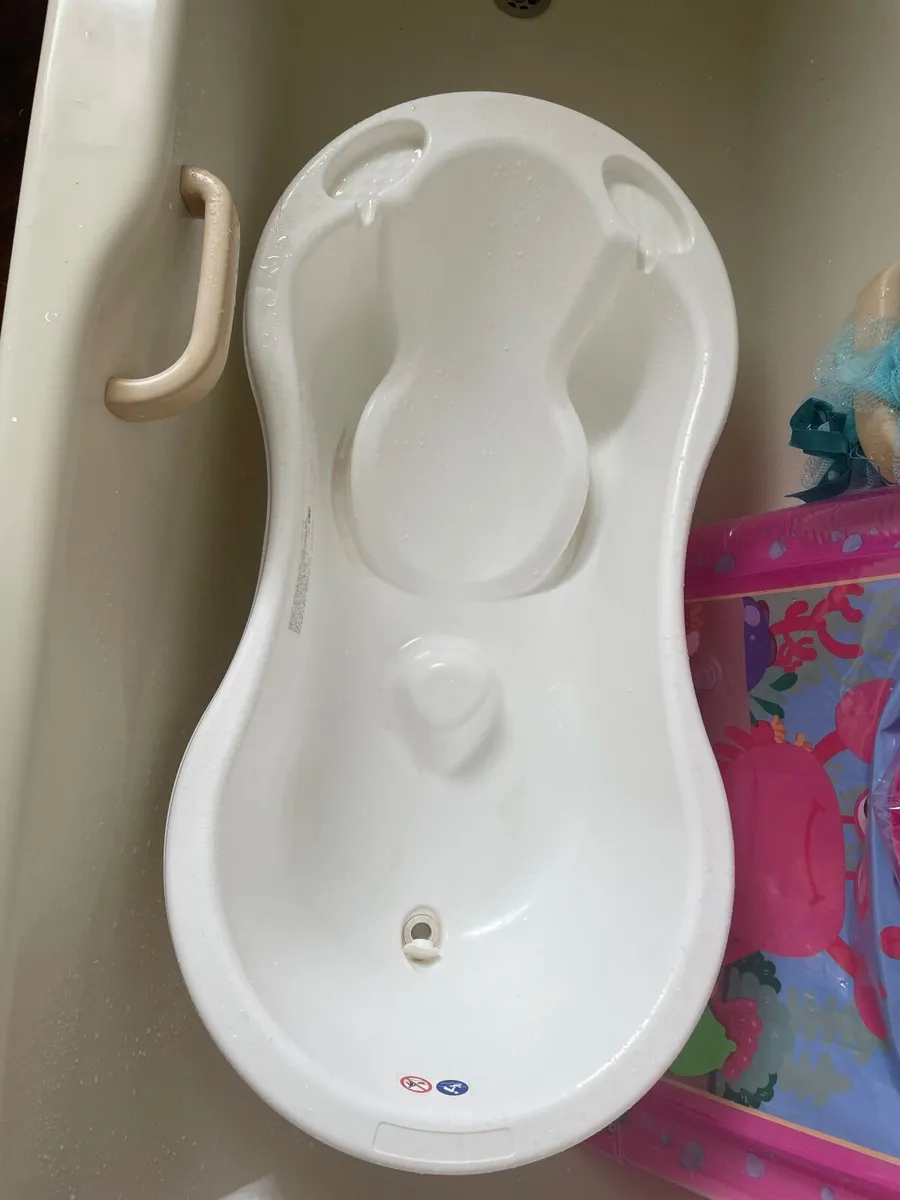Baby bath - Image 1