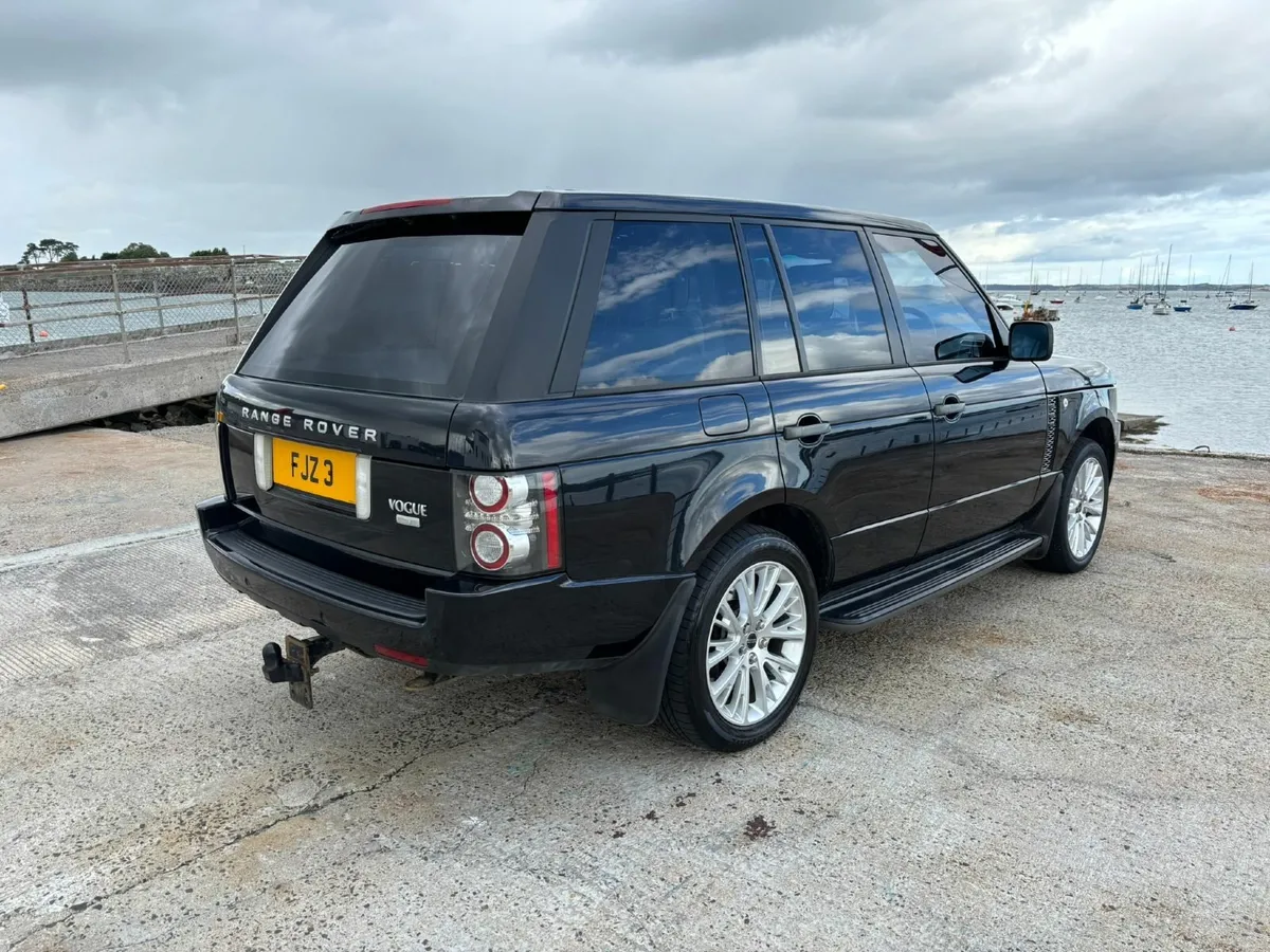 Land Rover Range Rover 2011 - Image 3