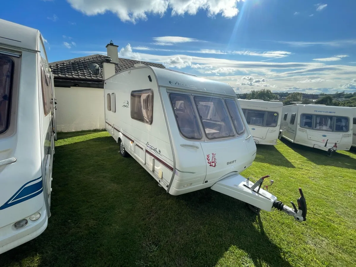 5 birth caravan - Image 2