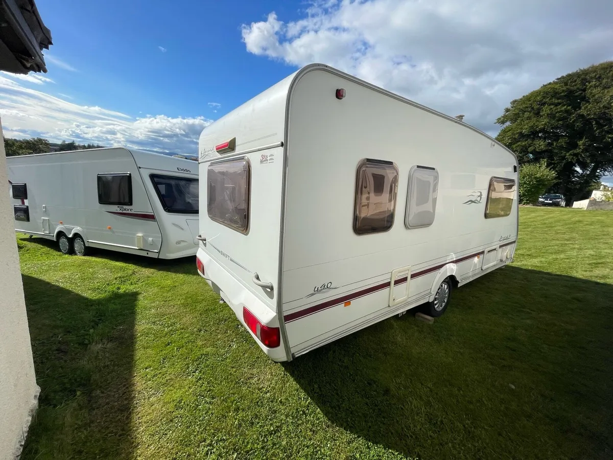 5 birth caravan - Image 3