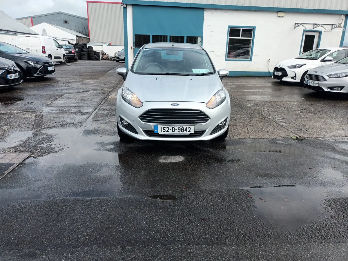 2015  Ford Fiesta 1.25 60PS Zetec - Image 2