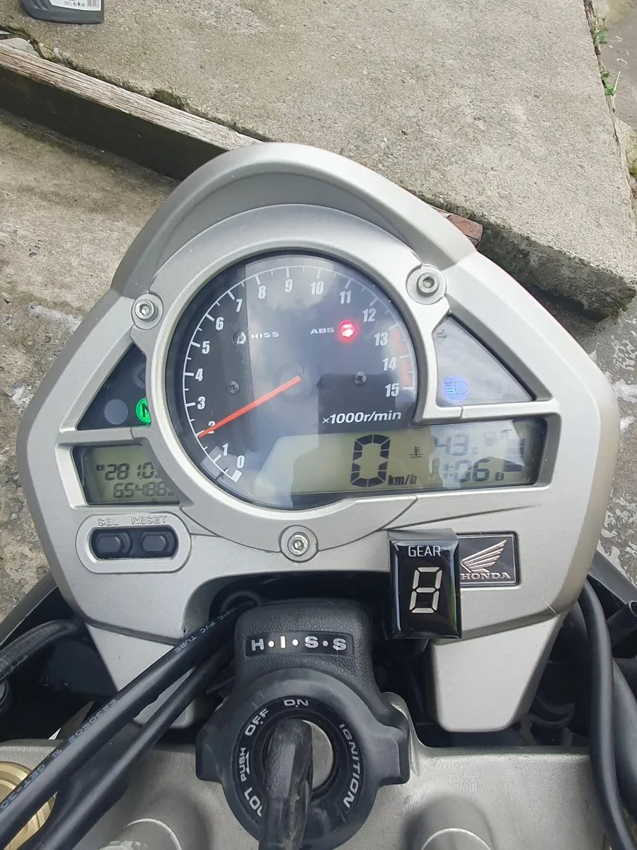 Honda hornet 600f 2008 - Image 2