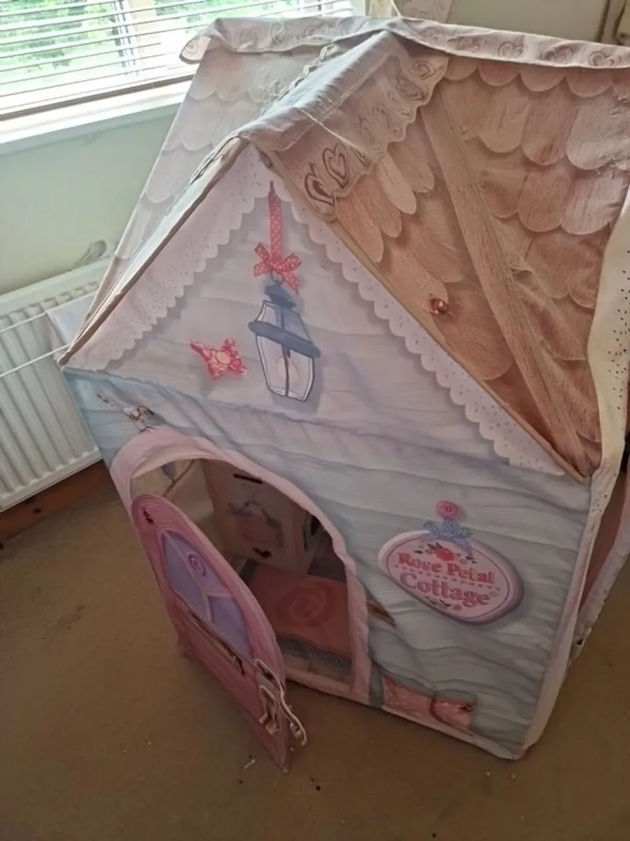 Toys - Image 3