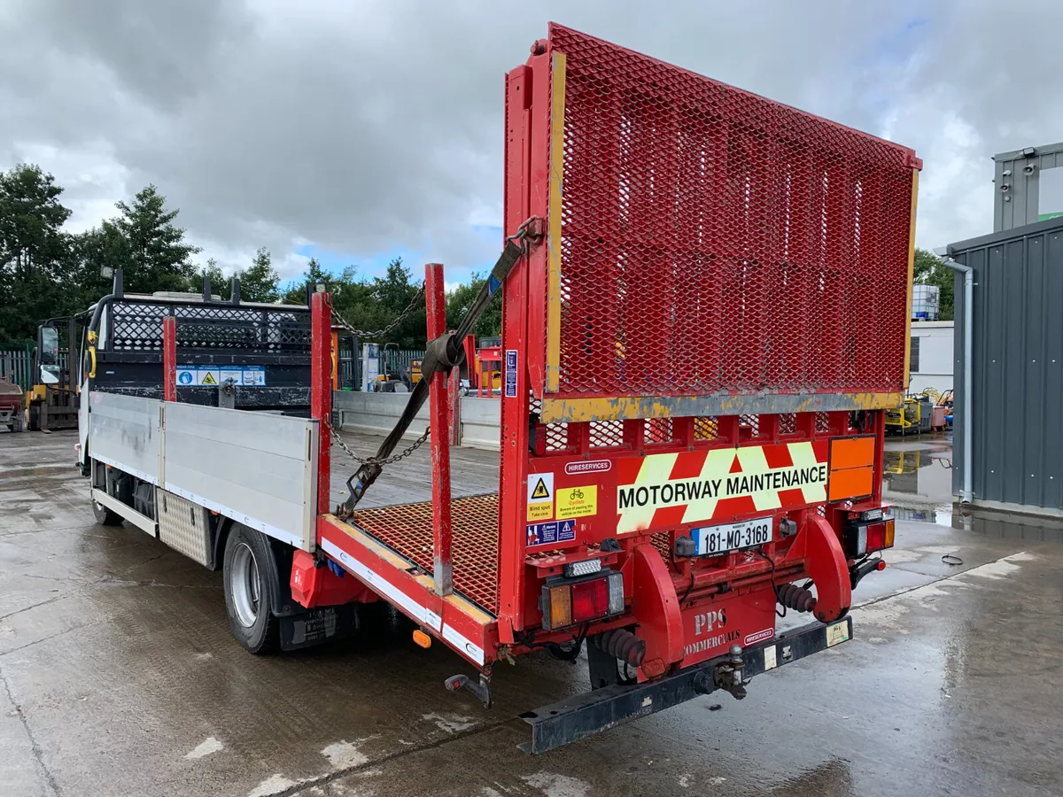 BID ONLINE NOW - 2018 ISUZU N75.190 BEAVERTAIL - Image 2