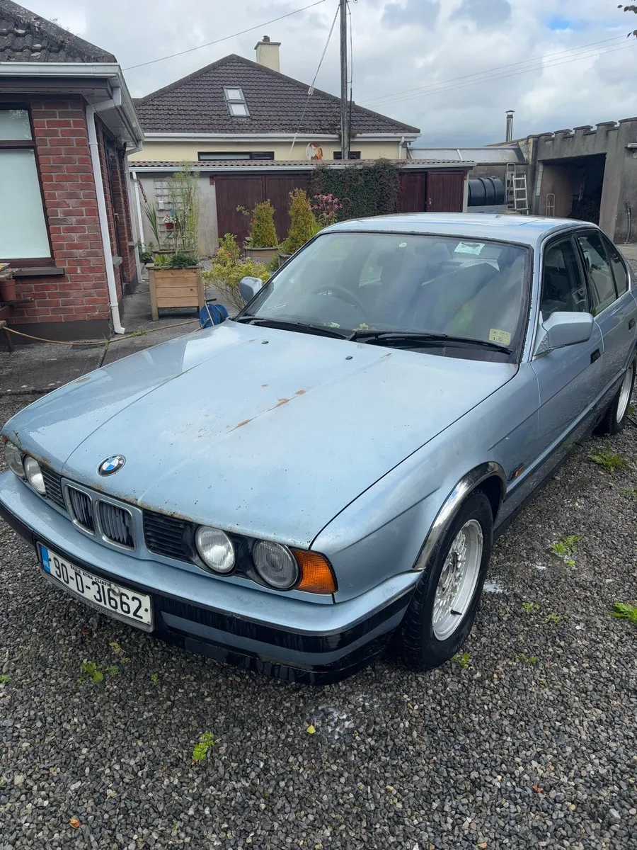 BMW e34 520i - Image 1