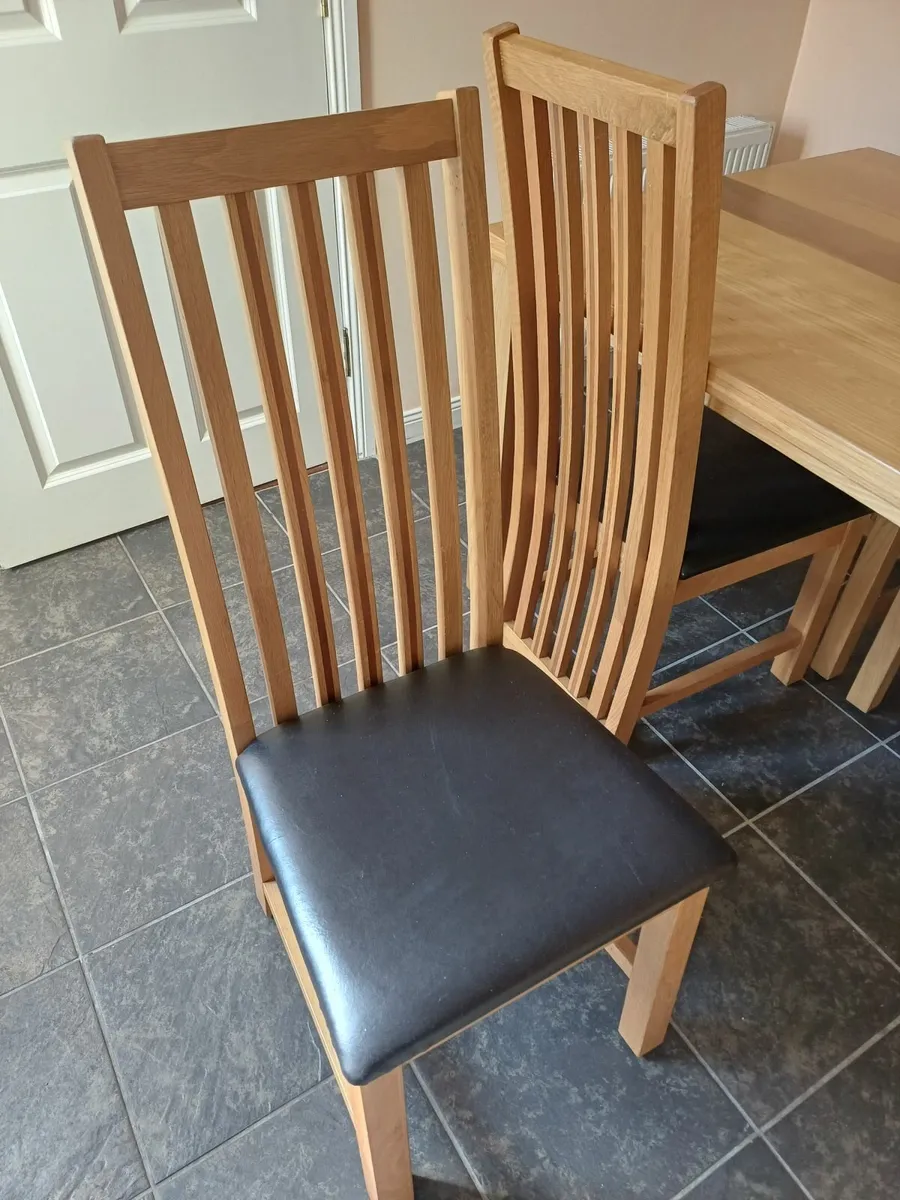 Dining table - Image 3