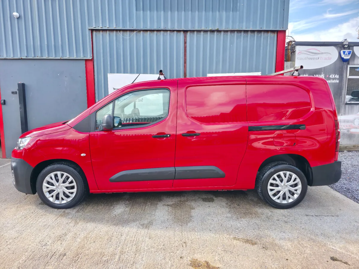 2020 Citroen Berlingo **DOE 06-26 TAX 12-25** - Image 4