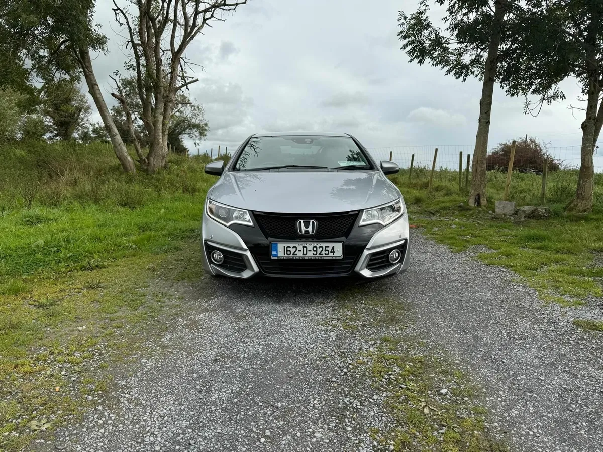 Honda Civic 2016 - Image 2