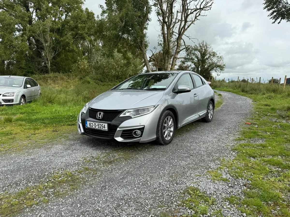 Honda Civic 2016 - Image 3