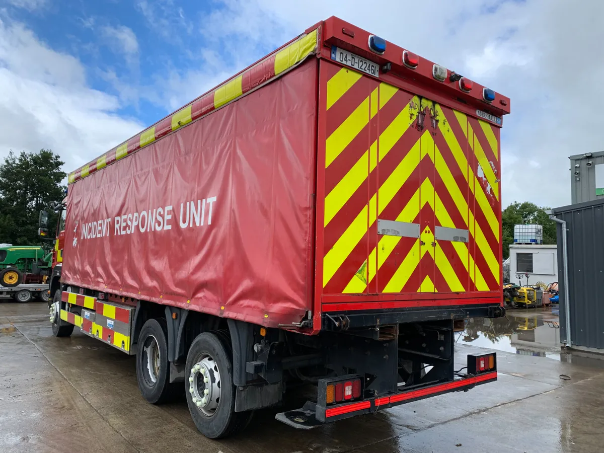 BID ONLINE NOW - 2004 MAN TGA 26.363 INCIDENT TRUC - Image 3