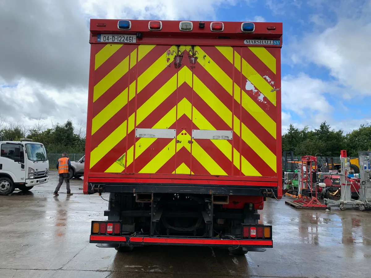BID ONLINE NOW - 2004 MAN TGA 26.363 INCIDENT TRUC - Image 4