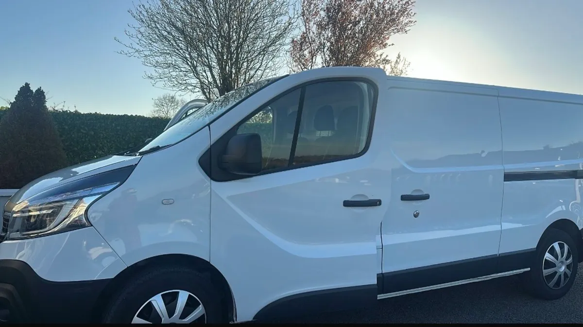 Renault trafic - Image 2