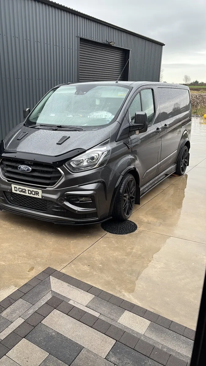 Ford Transit Custom 2020 GT Carbon - Image 4