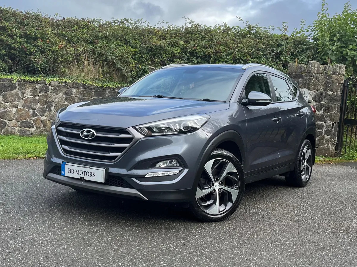 Hyundai Tucson 1.7 D Executive SE - Image 1