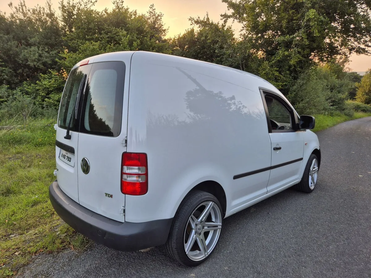 2011 VW Caddy - Image 3