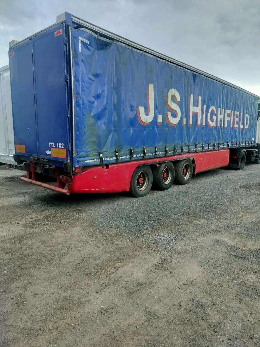 Curtainsider - Image 3