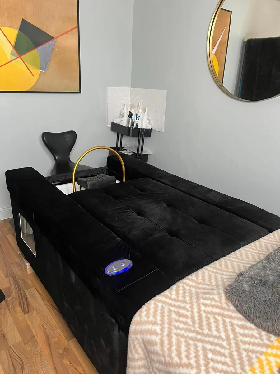 Luxury Head Spa Bed Unit – Collection only - Image 2