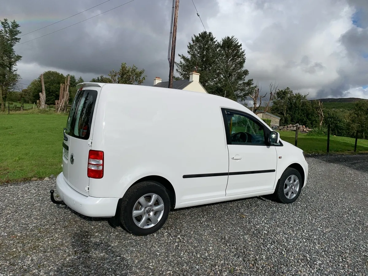 Volkswagen caddy - Image 4
