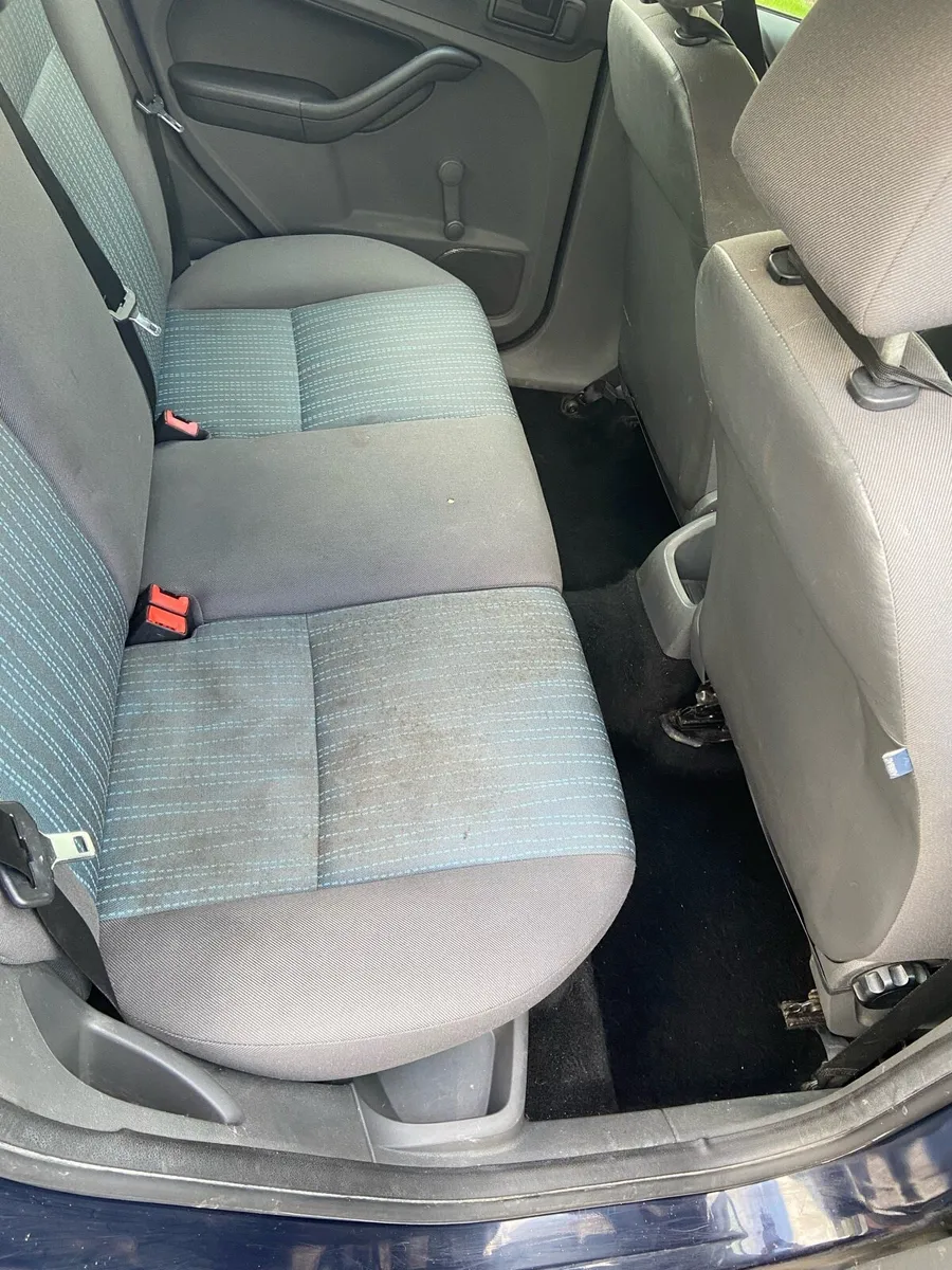 Ford focus, 1 previous owner - new NCT - Image 4