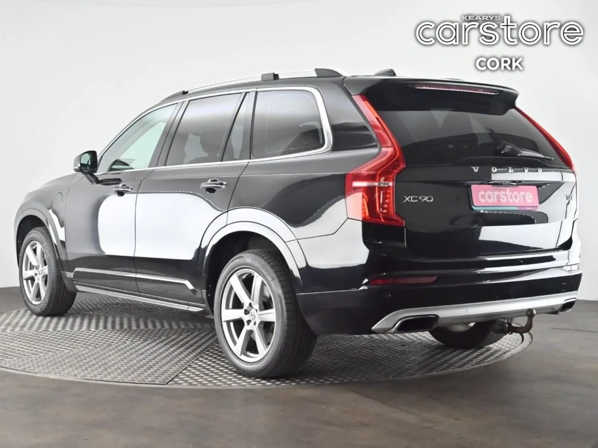 Volvo XC90 T8 (407hp) Phev Momentum Geartronic - Image 4