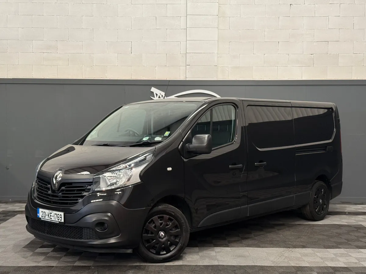 Renault Trafic 2020 NEW DOE €14593 + VAT LOW KMS - Image 2
