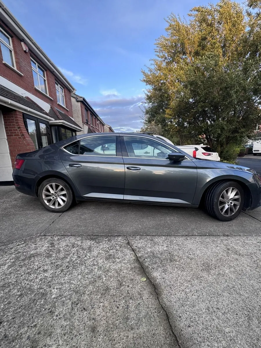 Skoda Superb 2020 - Image 1