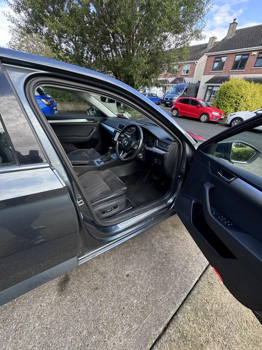 Skoda Superb 2020 - Image 2