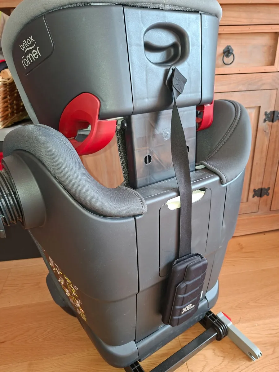 Car seat - Image 2