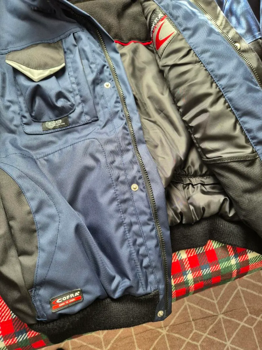 Cofra iceberg winter jacket waterproof- New - Image 3
