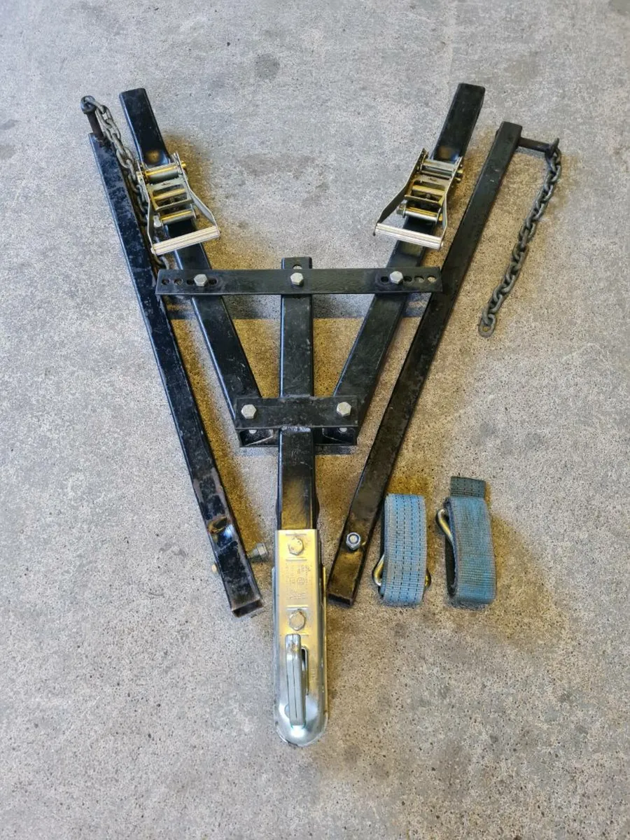A frame towing - Image 1