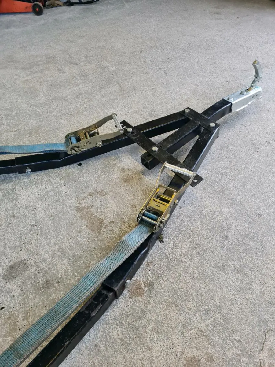 A frame towing - Image 4