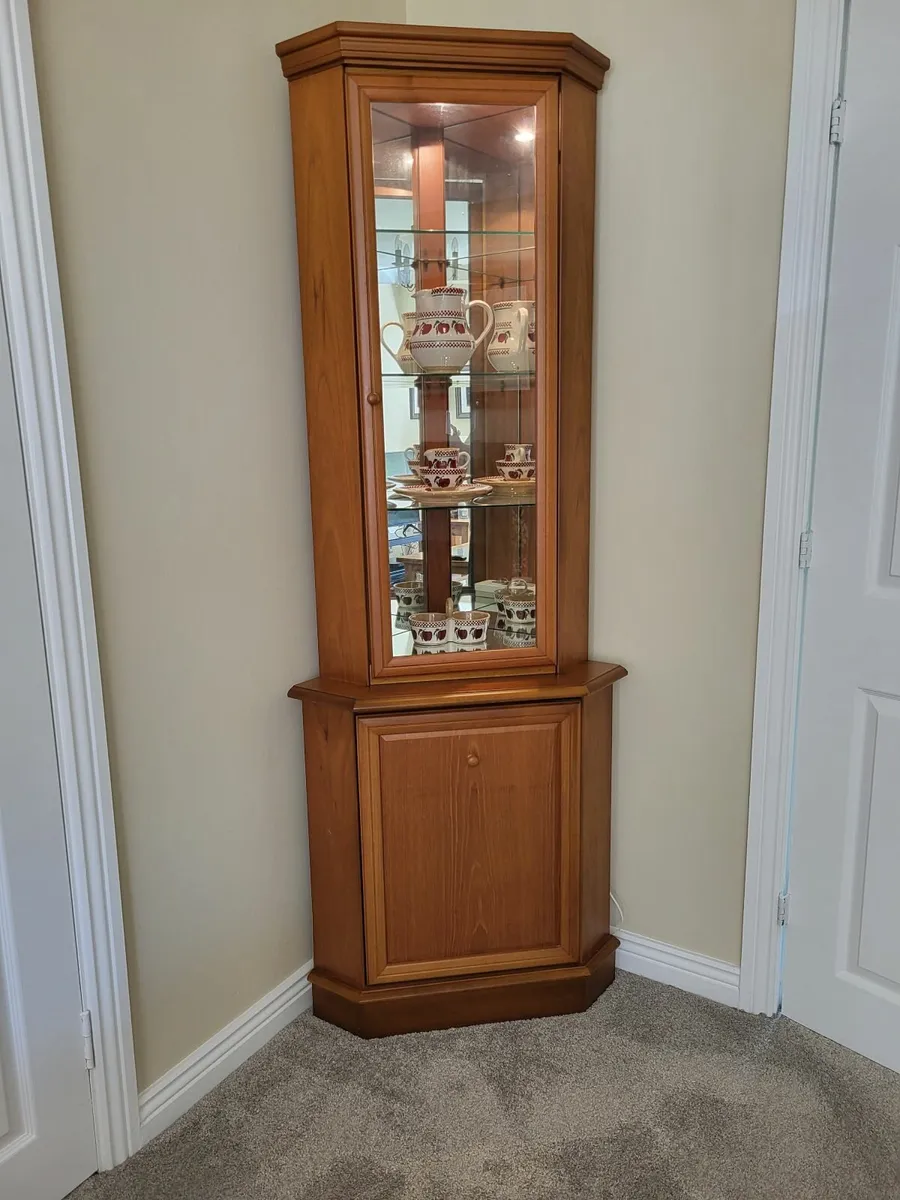 Corner Cabinet
