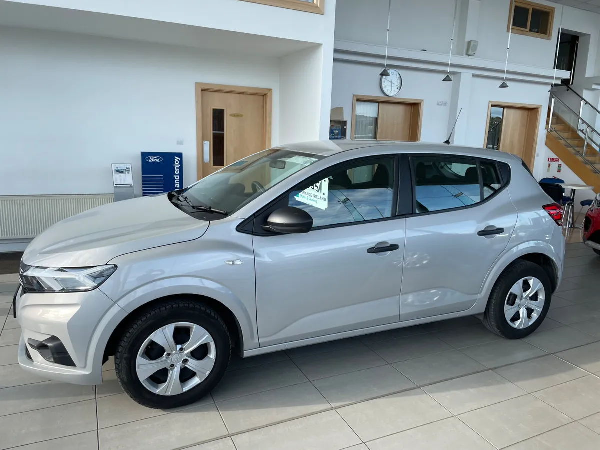 Dacia Sandero 1.0 Petrol - Image 2