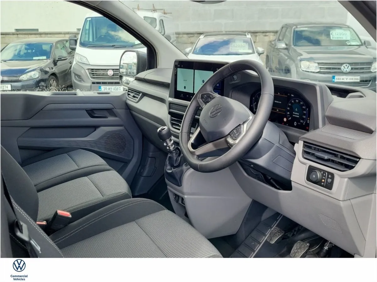 Volkswagen Transporter Highline LWB 2.0tdi 110BHP - Image 3