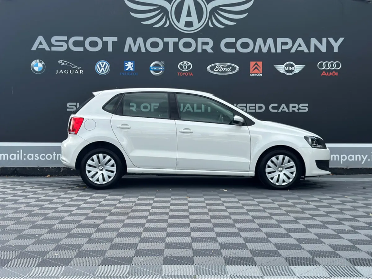 Volkswagen Polo Automatic - Image 2