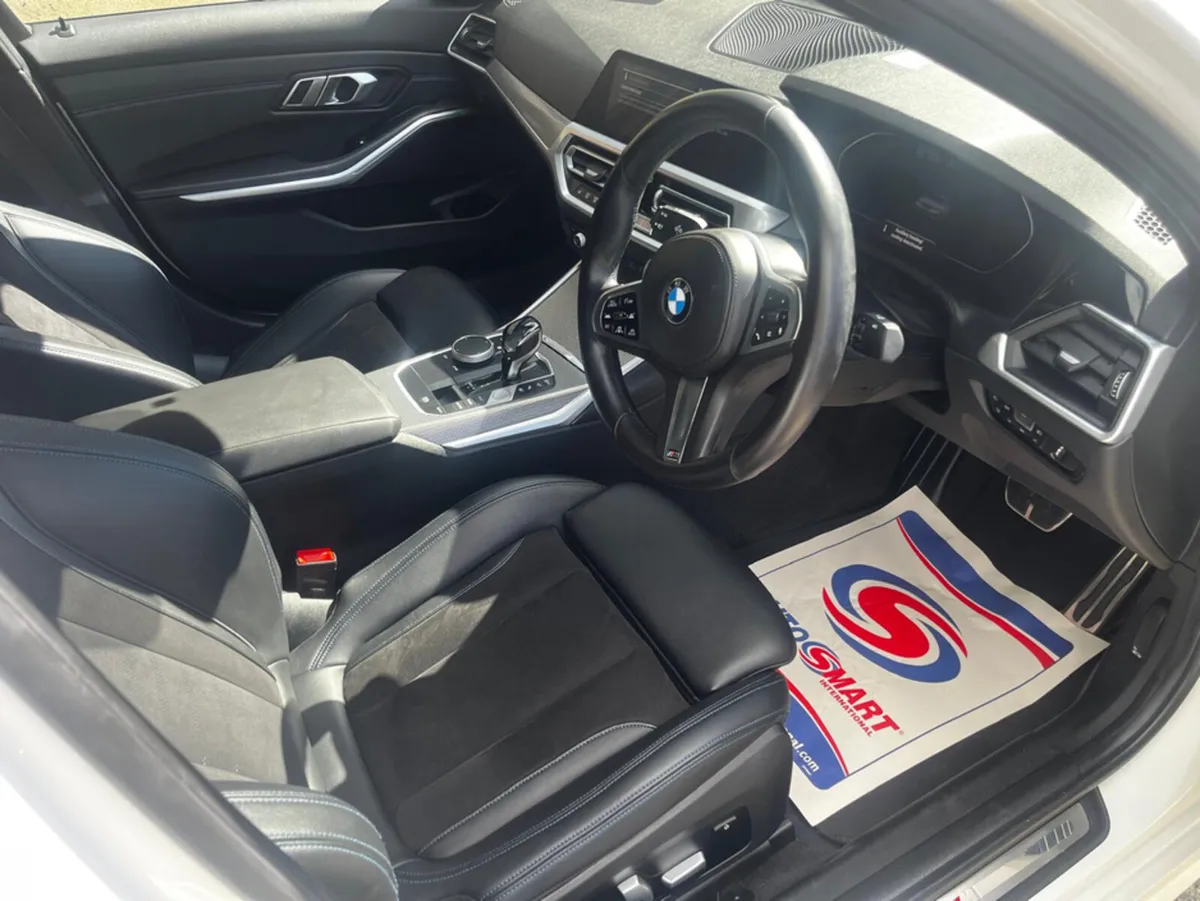 BMW 3-Series 330E M SPORT PLUG IN HYBRID - Image 4