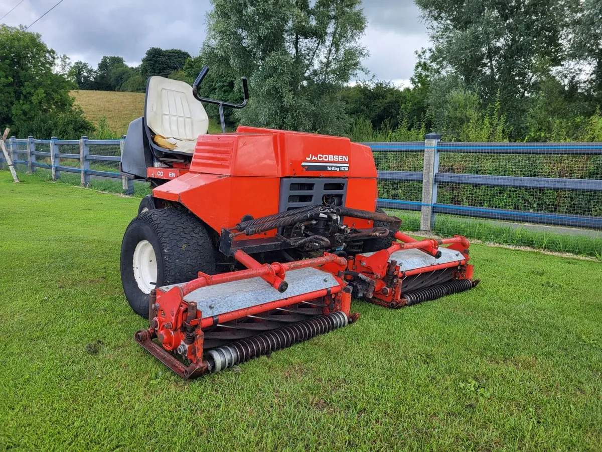 Jacobsen  diesel cylinder mower - Image 1