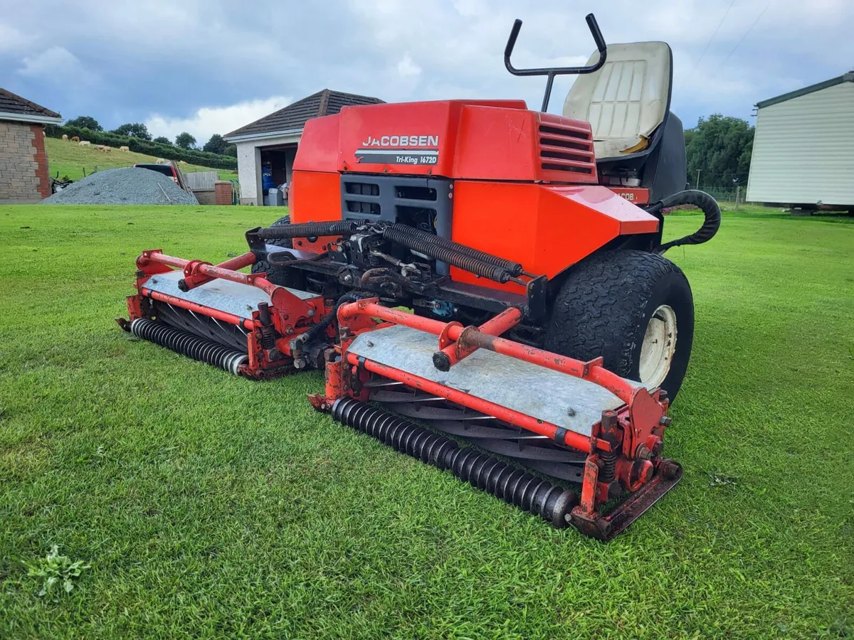 Jacobsen  diesel cylinder mower - Image 4